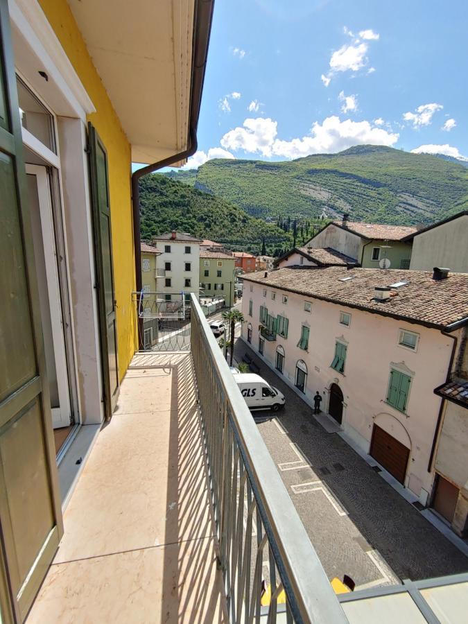 Appartamenti Baia Azzurra 5. Torbole Sul Garda Екстериор снимка